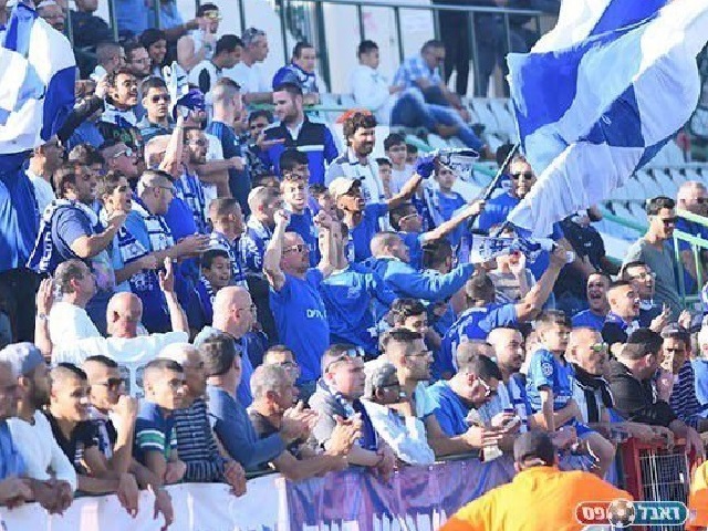 אוהדי שעריים בפעולה (מדיה מכבי שעריים)